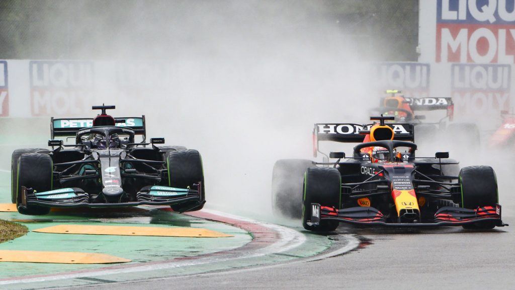 Approccio controverso - Il mondo di Formula 1 accetta di presentare una funzionalità completamente nuova durante diversi weekend da Gran Premio nella serie di toilette di quest'anno |  Gli sport