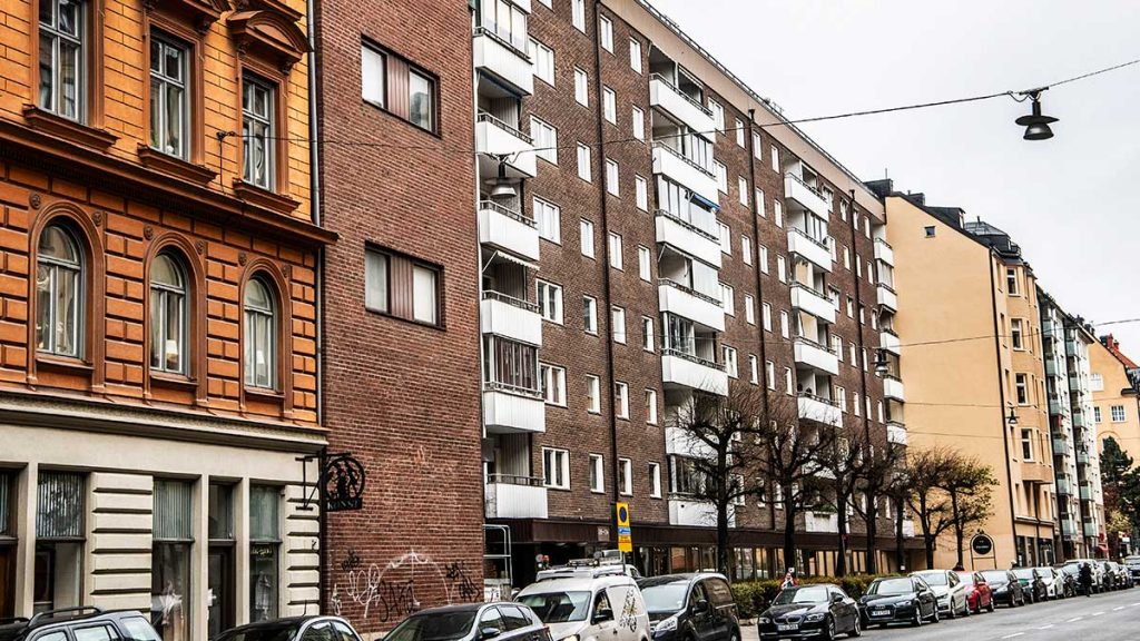 Fortfarande omvända världen på svensk bostadsmarknad