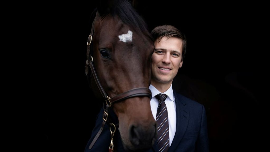 Kaspar Hållsten ha preso la giusta direzione dalla vita del cavallo