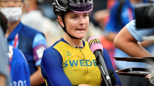 La ciclista Jenny Resved dopo una gara di mountain bike alle Olimpiadi.