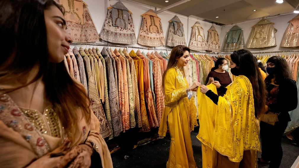 I gioiellieri in India si aspettano vendite record quando il matrimonio prenderà il via.