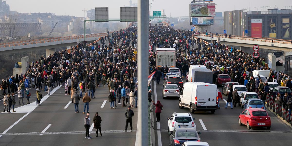 Manifestazioni contro i piani minerari in Serbia

