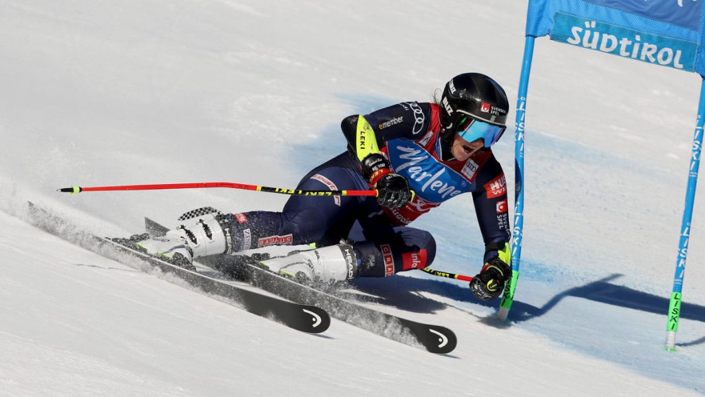 La febbre dell'oro sale in Svezia dopo la nuova competizione di cannoni di Sarah Hector - Vittoria della terza stagione della Coppa di Slalom Gigante - sport - svenska.yle.fi