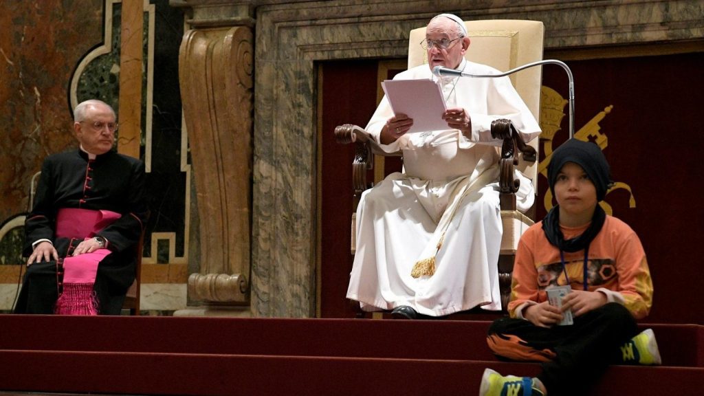Papa: Una persona con autismo può essere un buon samaritano