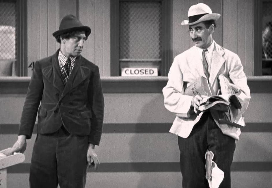 Chico e Groucho Marks in una giornata di gare.  Foto: MGM