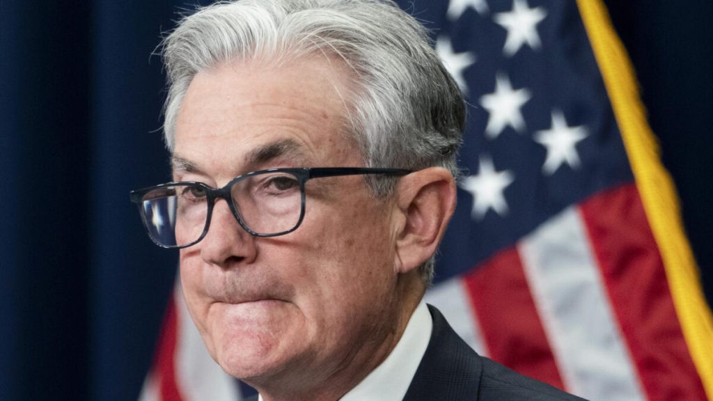 Federal Reserve: tassi di interesse più alti sono dannosi ma necessari