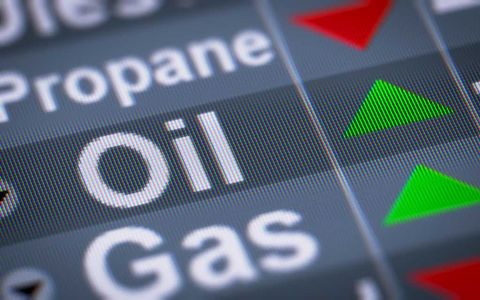 OPEC+ överens om minskad produktion