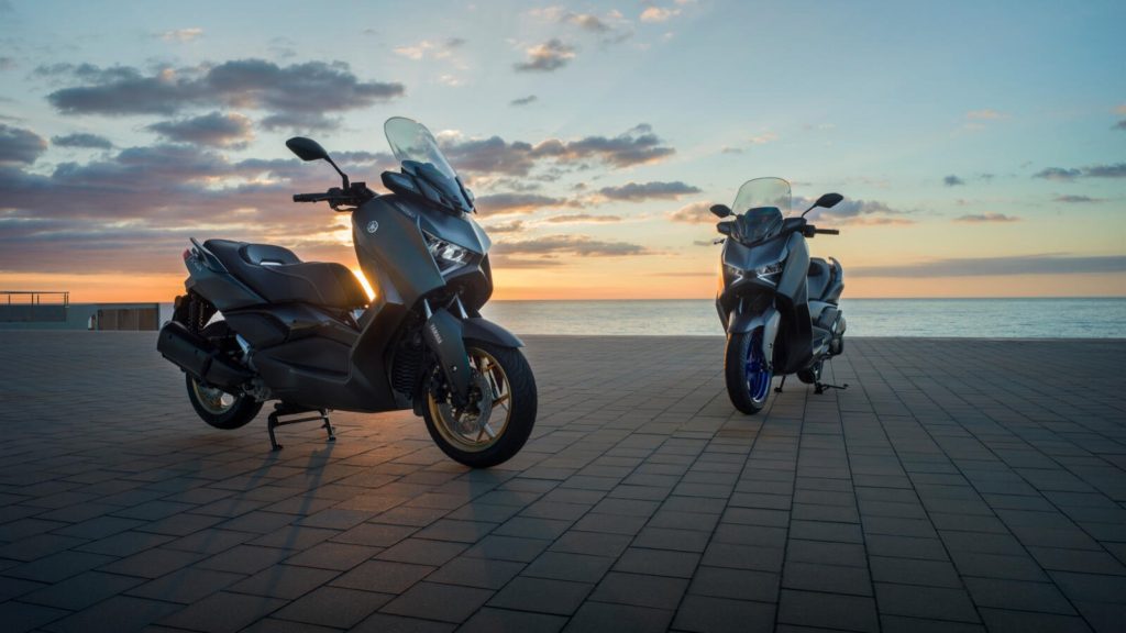 Yamaha lancia la nuova generazione di Xmax.  Il modello ha 15 anni.