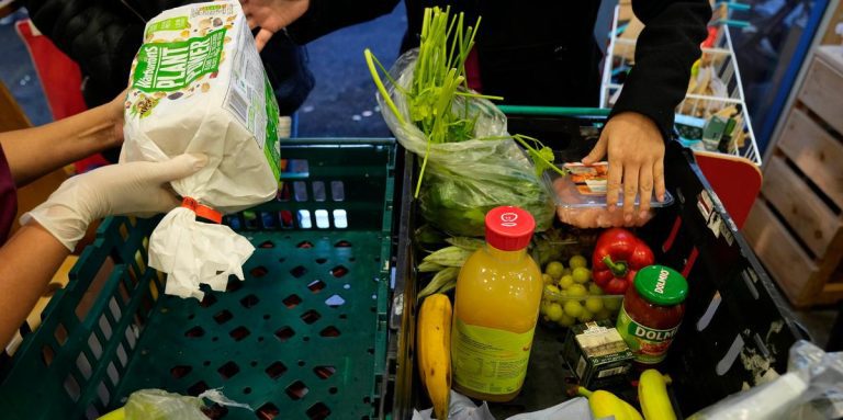 Un numero record di britannici dipendenti dalle banche alimentari