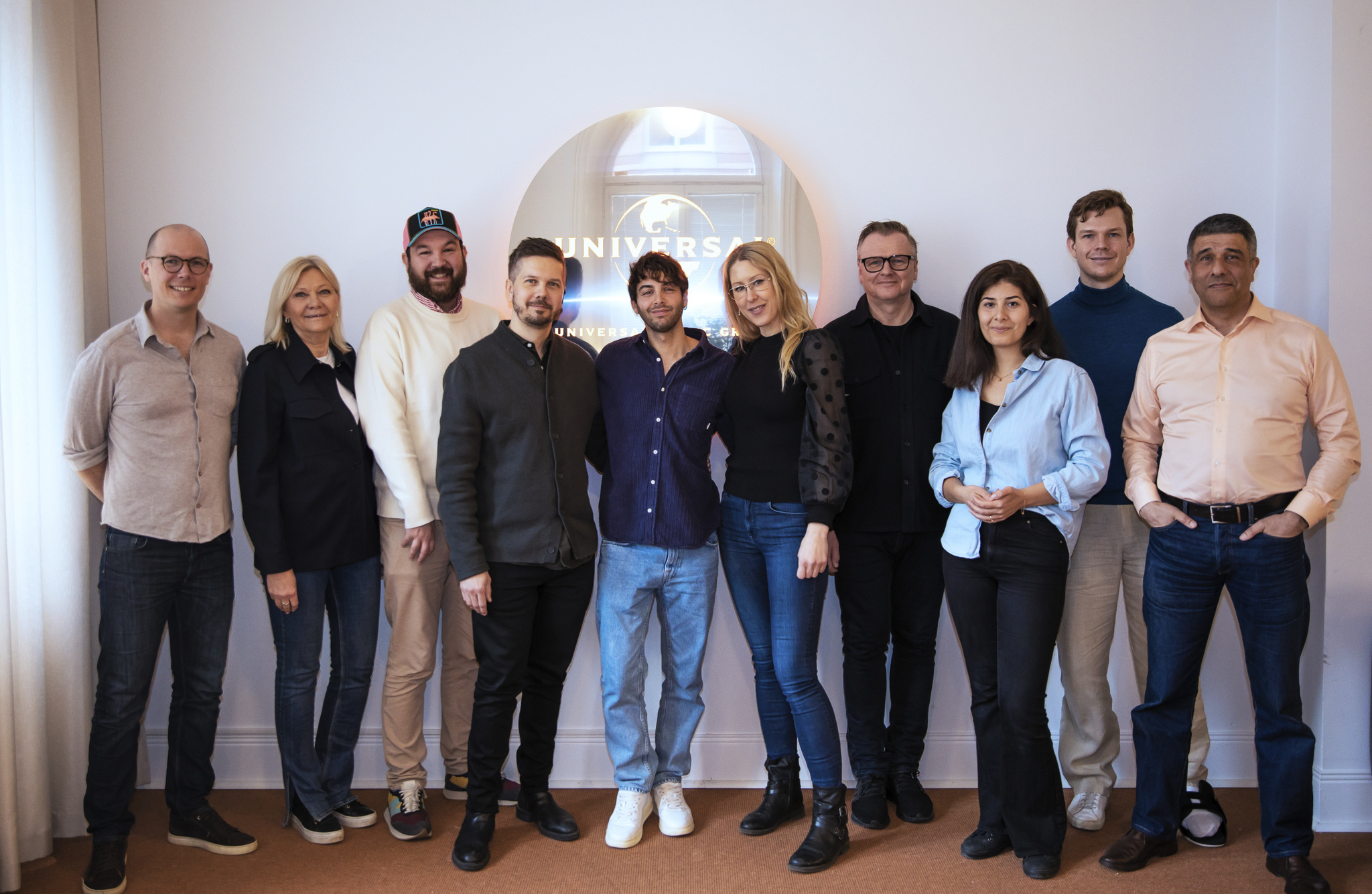 Darren alla Universal Music, l'industria musicale

