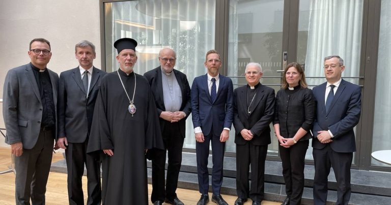 Il gruppo dei vescovi cattolici dell’Ue ha incontrato il ministro svedese per gli Affari sociali, Dagen