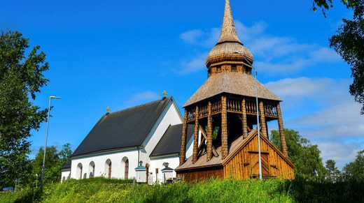 La chiesa di Frösö, con il suo campanile in legno, risale al XII secolo.
