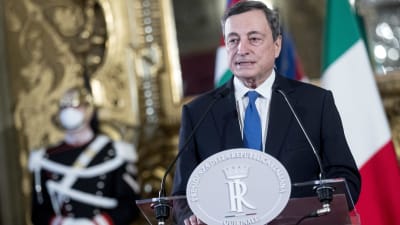 L’ex presidente della Banca centrale europea Mario Draghi sta cercando di risolvere la crisi di governo in Italia. 