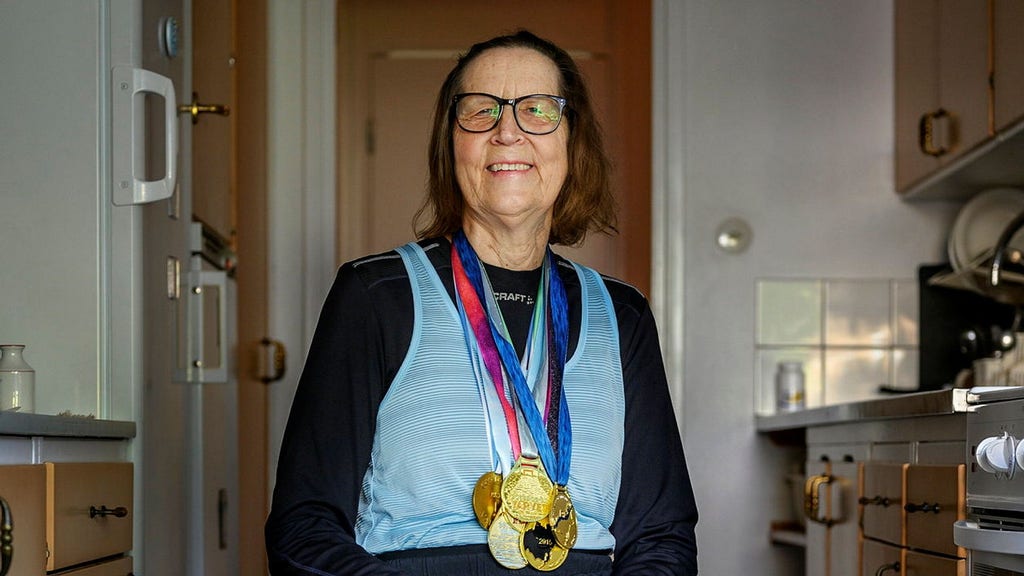 Elsa Yogi, 74 anni, corre per la 41esima volta sul percorso di Göteborg