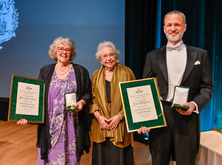 Medaglia d'affari per David Ekelund ed Elisa Törnqvist, di Icebug, distretto di Vastra Götaland