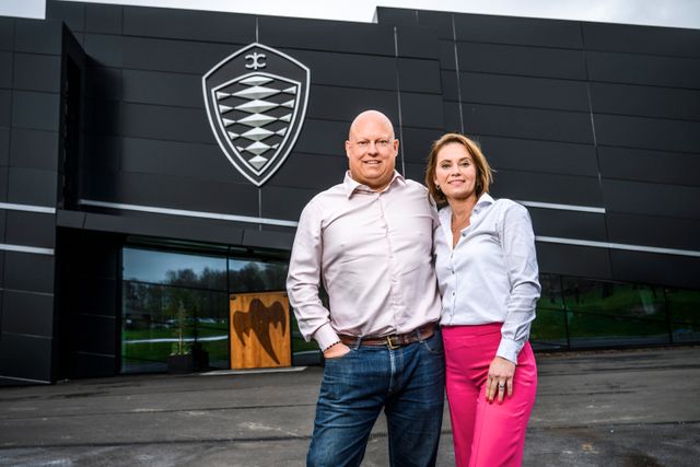 Christian e Halldora von Koenigsegg, fondatore, amministratore delegato e direttore operativo di Koenigsegg. 