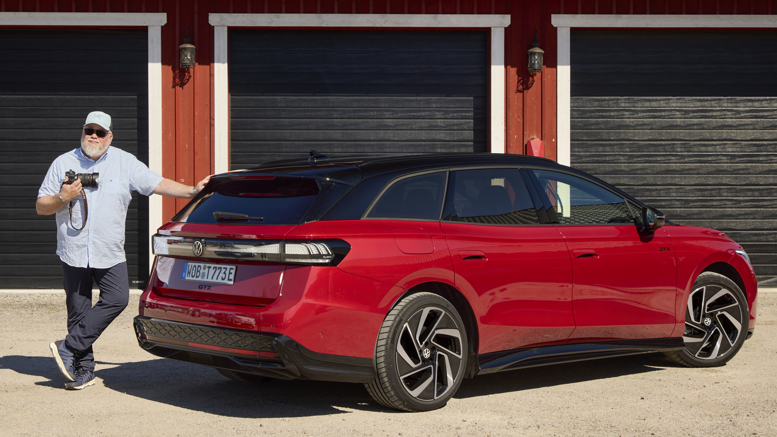 Guidiamo Volkswagen ID. 7 GTX Tourer: un'auto aziendale da sogno

